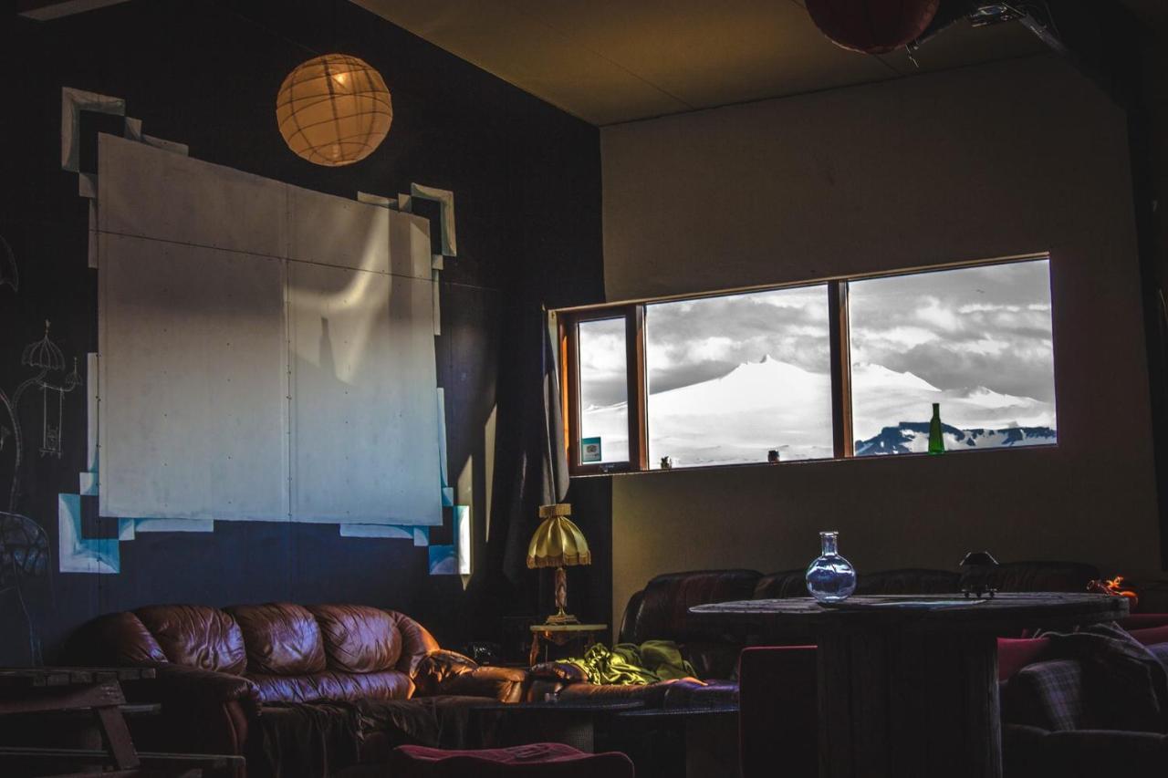The Freezer Hostel & Culture Center Hellissandur Dış mekan fotoğraf