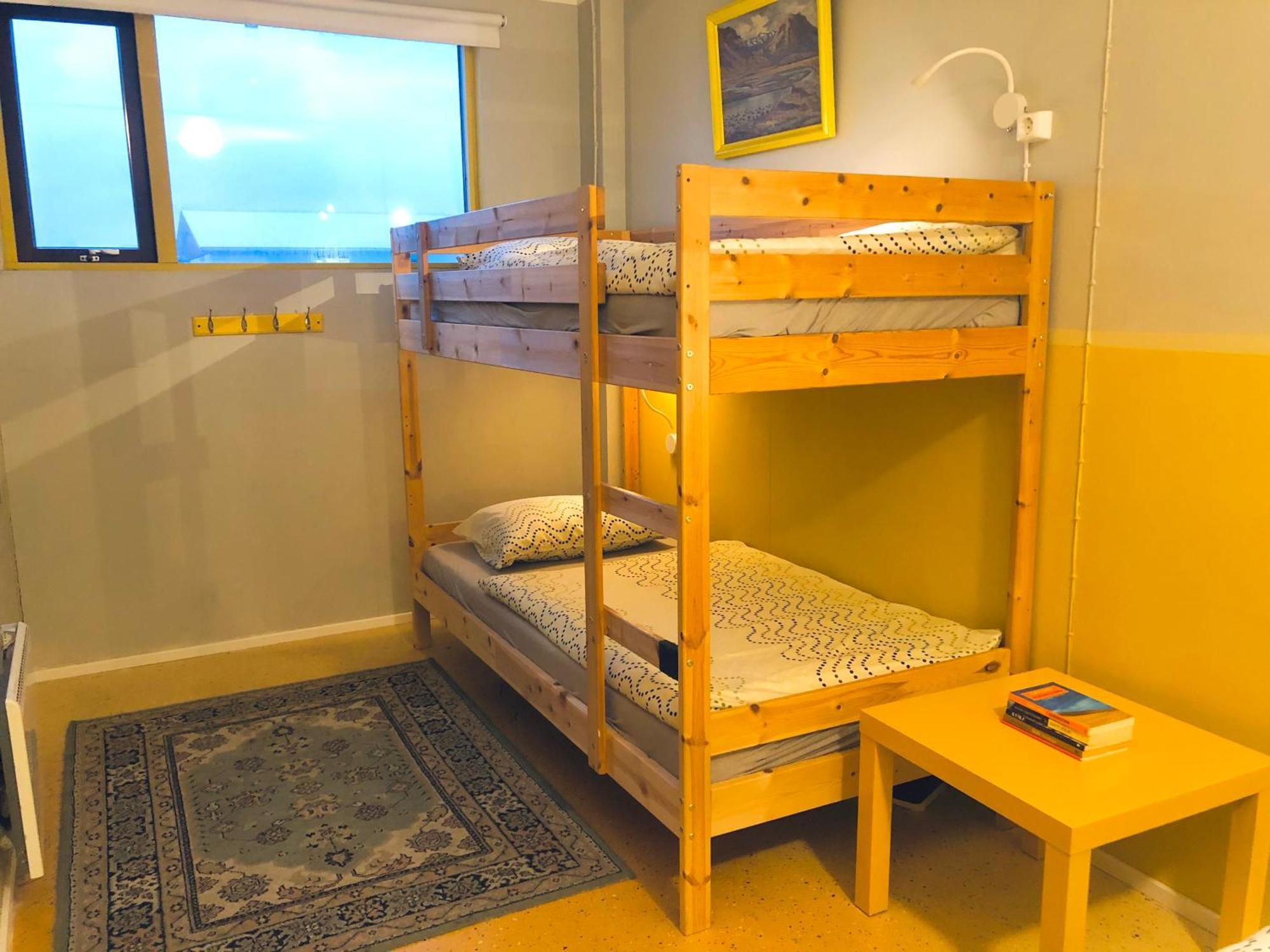The Freezer Hostel & Culture Center Hellissandur Oda fotoğraf