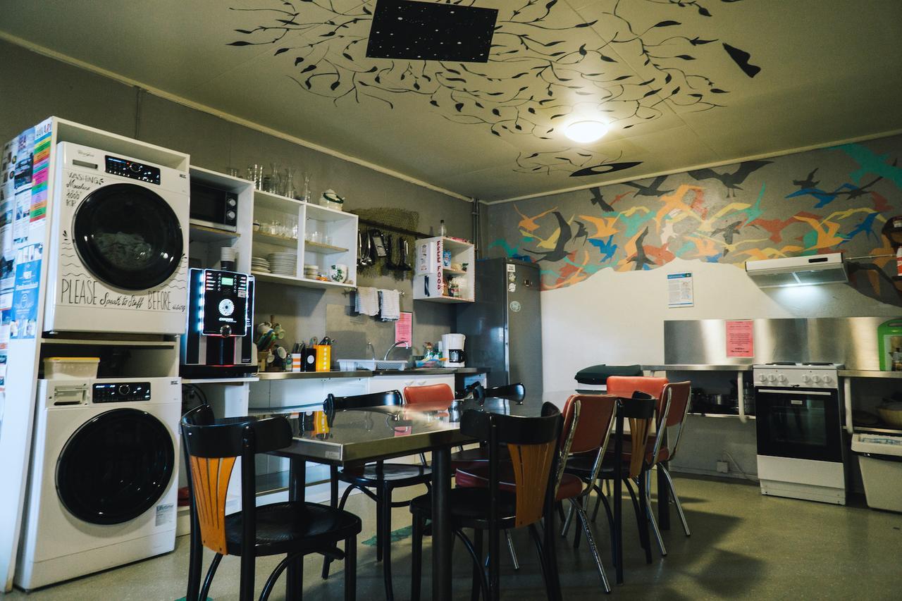 The Freezer Hostel & Culture Center Hellissandur Dış mekan fotoğraf